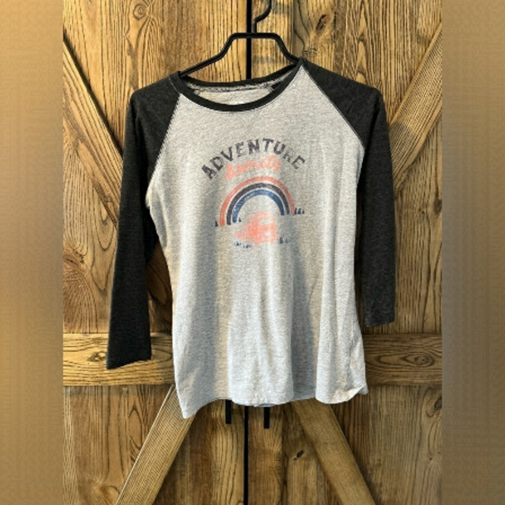 The north face baseball Tee